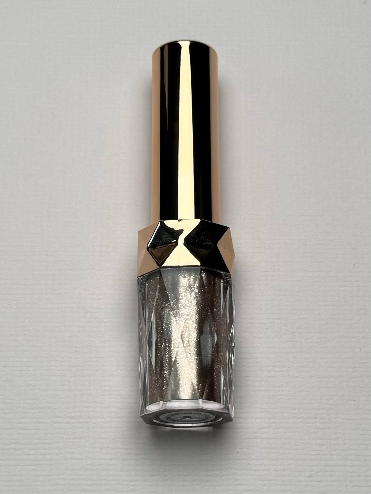 Vloeibare diamond oogschaduw