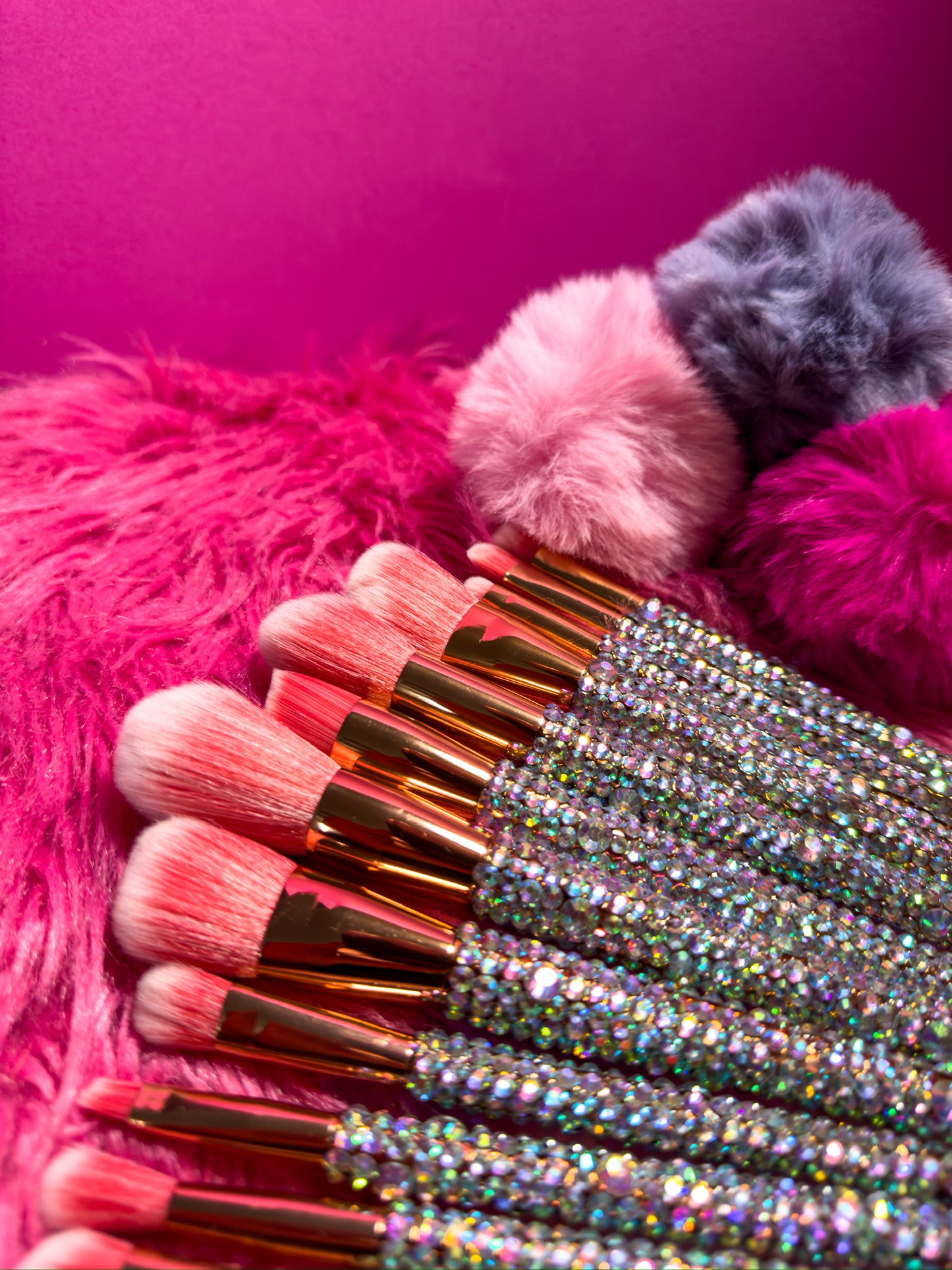 Rhinestone make-up brushes