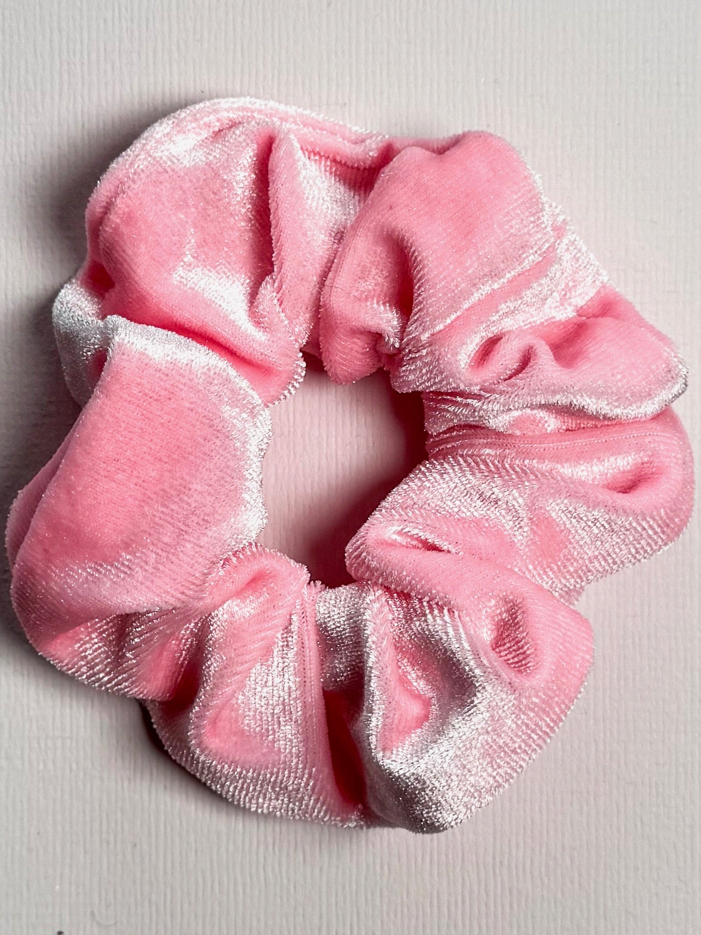 Velvet scrunchie roze